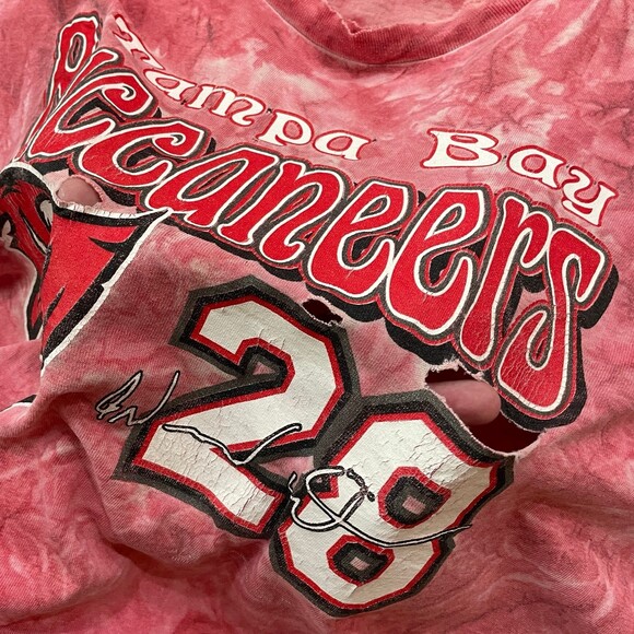 All Sport VTG Thrashed Tampa Bay Buccaneers #28 Tie Dye T-Shirt Size XL - Picture 5 of 11